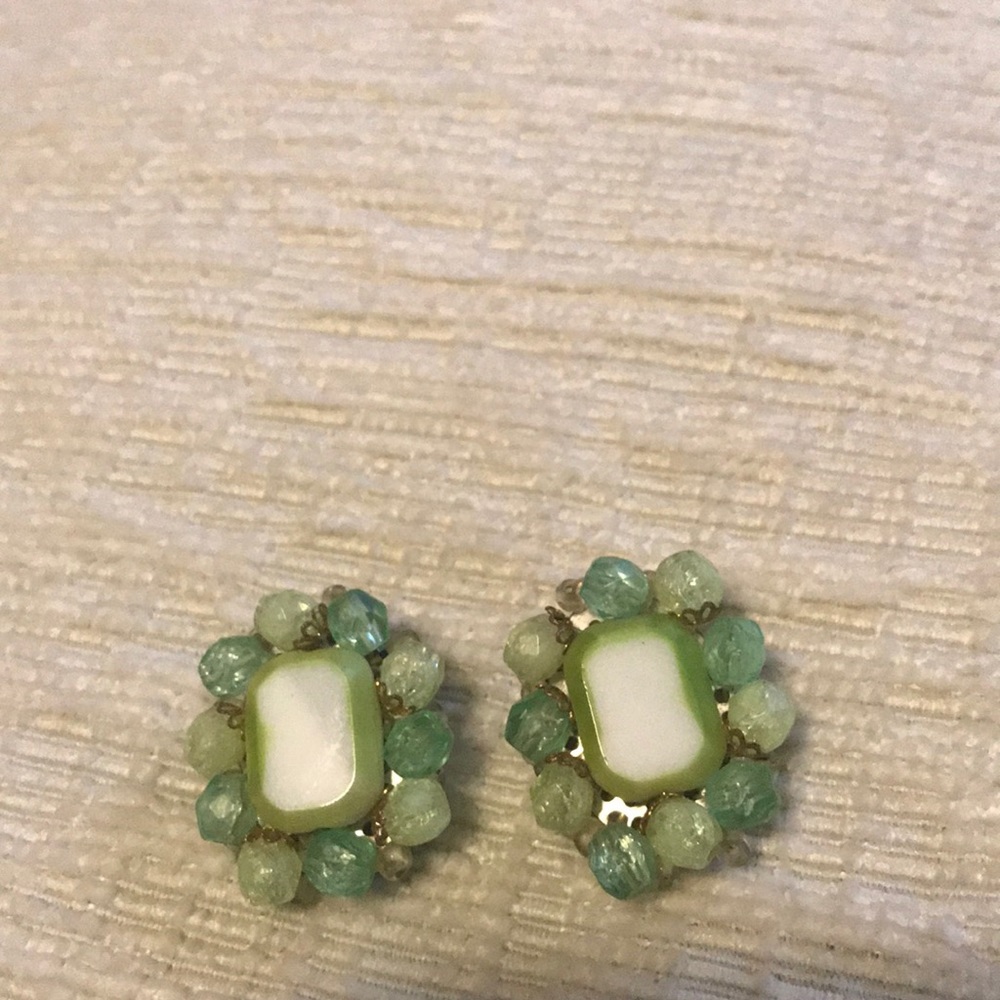 Vintage snap on earrings